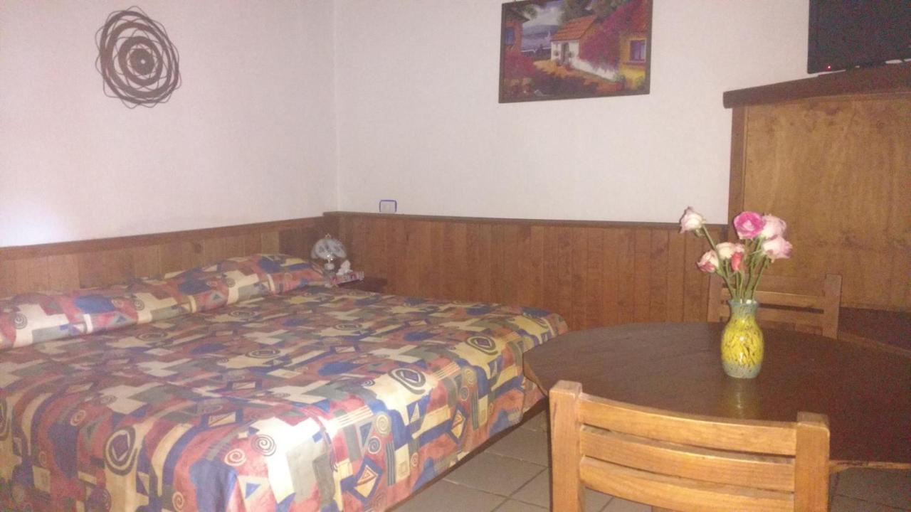 Posada Del Bosque Вале де Браво Екстериор снимка