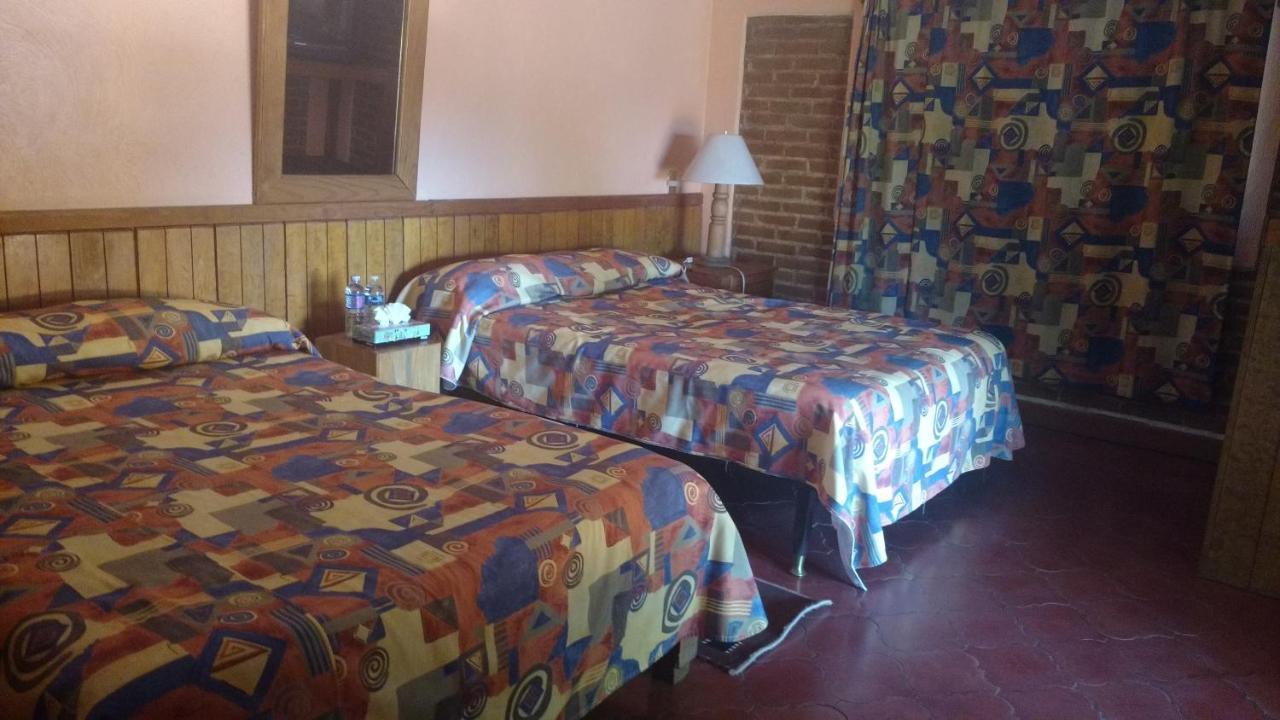 Posada Del Bosque Вале де Браво Екстериор снимка
